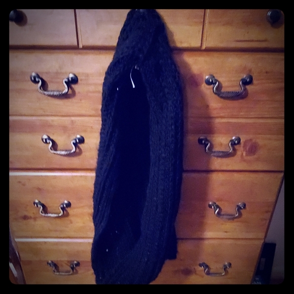 Wrap - Picture 1 of 2